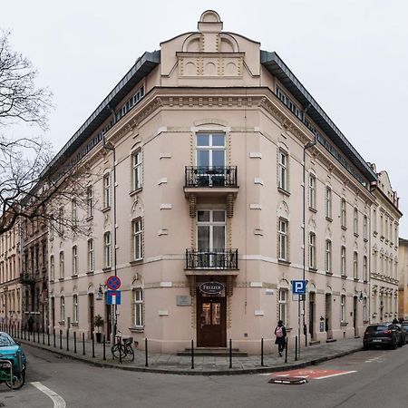 Classy Old Town Suites - By Upstairs Краков Экстерьер фото